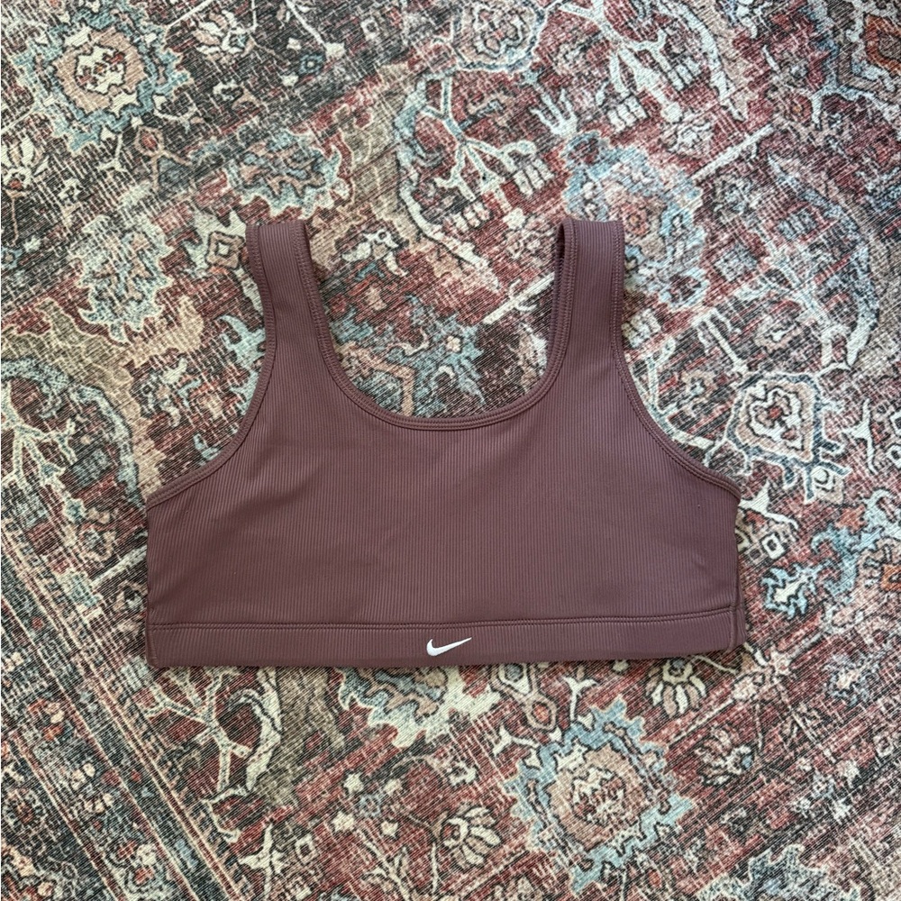 Nike Dri-Fit Alate Women's Sports Bra in Mauve